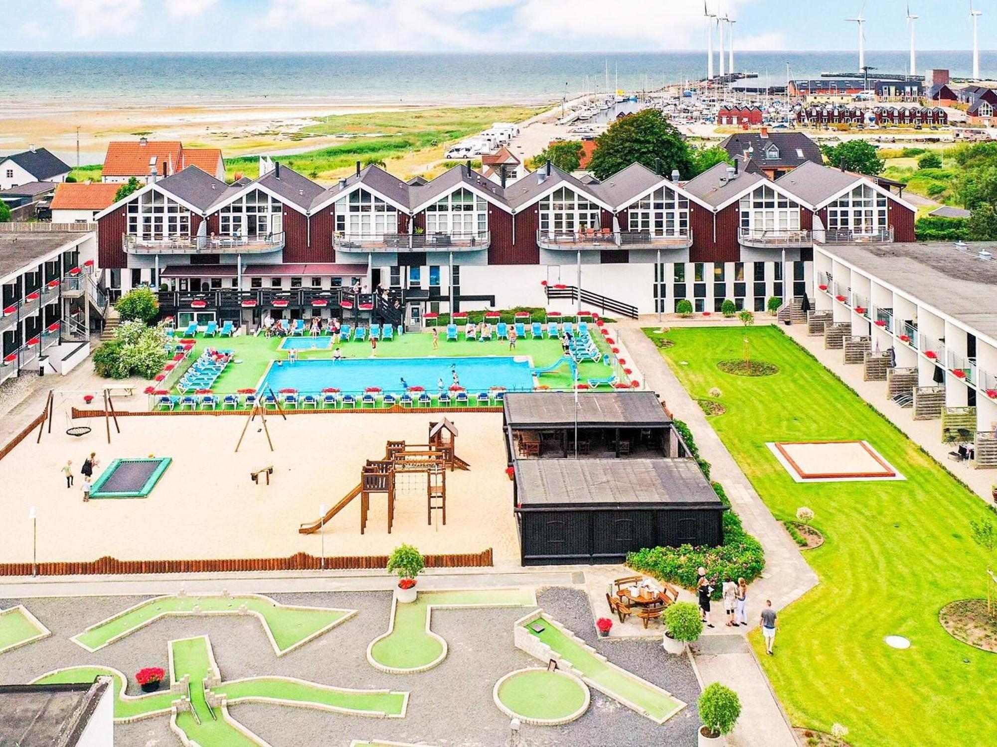 4 Person Holiday Home On A Holiday Park In Glesborg ภายนอก รูปภาพ